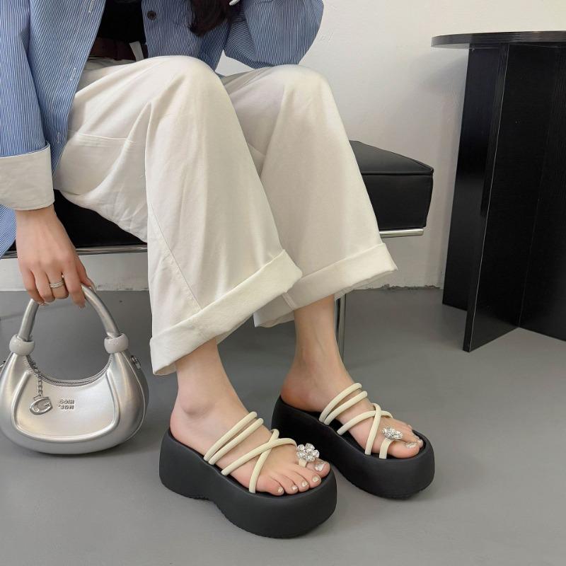 Fairy Feeling Beach Thick Bottom One-word Slippers Women Wear Sandals Style Small Man New Height Increase Advanced Summer
