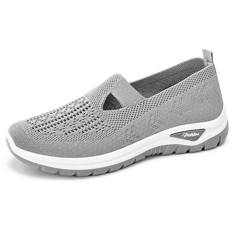 Women's Shoes Summer Large Size Breathable Old Beijing Cloth Shoes Comfortable and Lightweight Casual Shoes Medium Old Mother Shoes