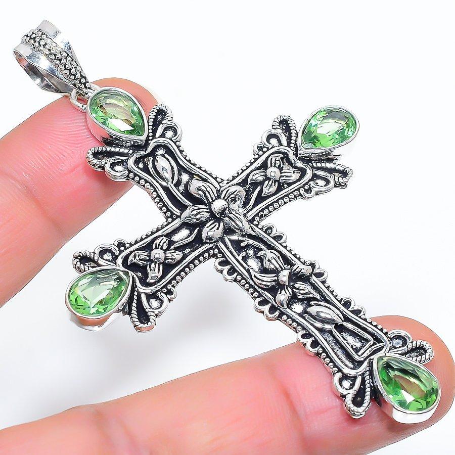 

Cross Tsavorite Gemstone Handmade Ethnic Jewelry Pendant 3.03 VR-2717