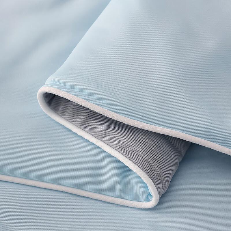 Boyang Baby Cool-Touch Silky Summer Quilt