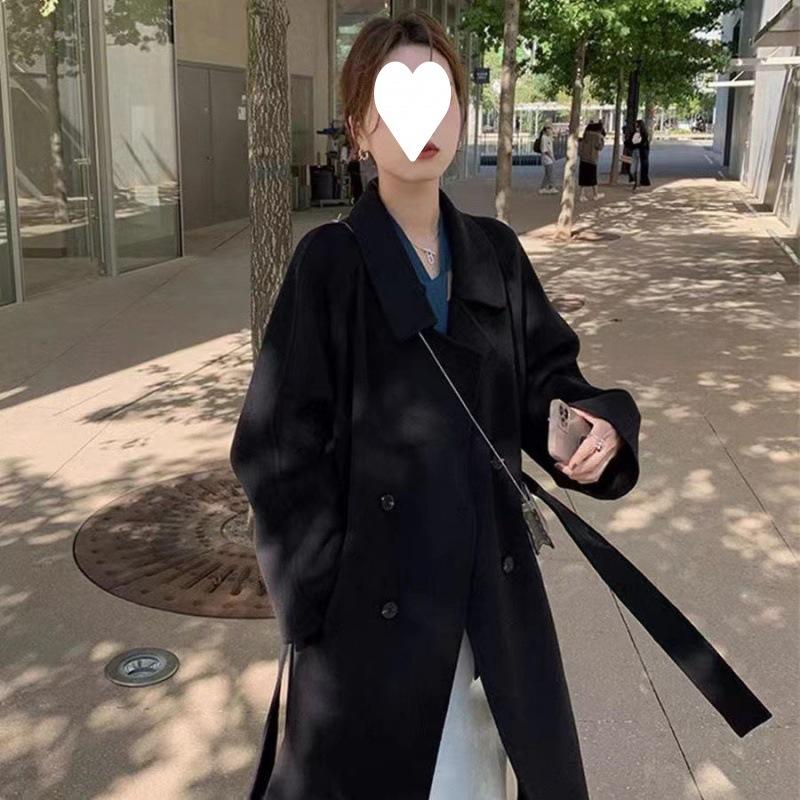 A Mid-length Single-layer Woolen Coat for Women's Autumn Charm