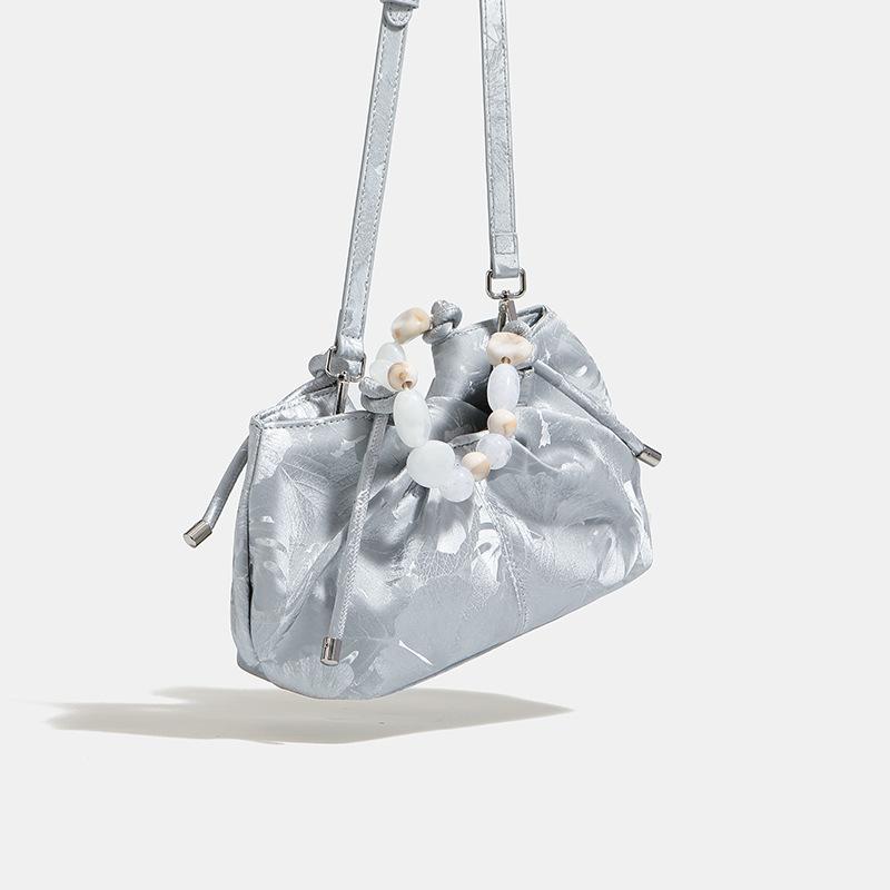 Damen plissierte Wolkentasche klein und exquisit elegant und luxuriös Nischendesign beliebte Fransen-Tasche neu