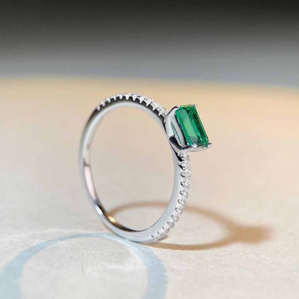 S925 Sterling Silver Emerald & Diamond Ring for Women - Simple, High-End Square Design