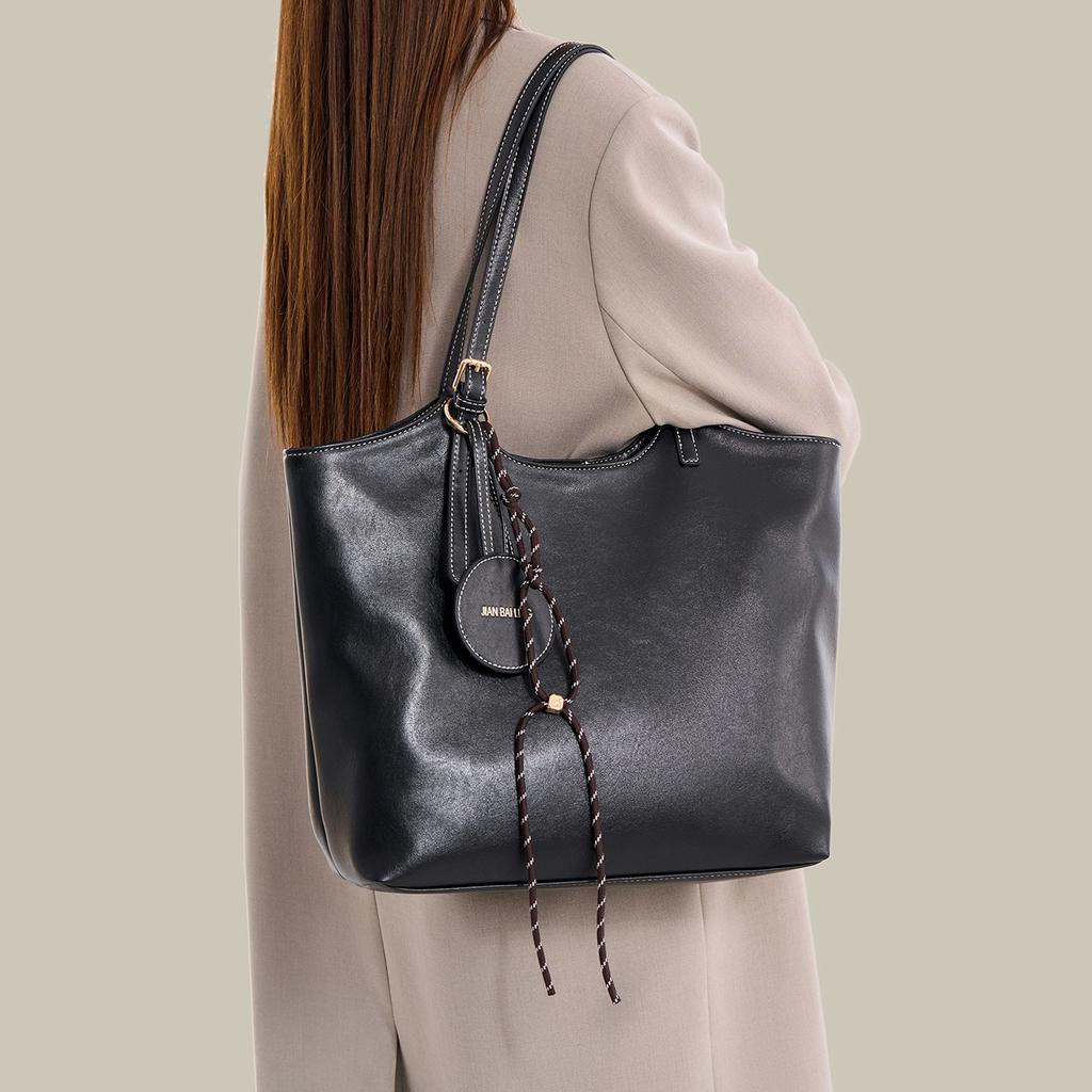 Shoulder Bag Women'S Spring Fashion Versatile High Sense To Work Commuter Bag Large Capacity Tote Bag