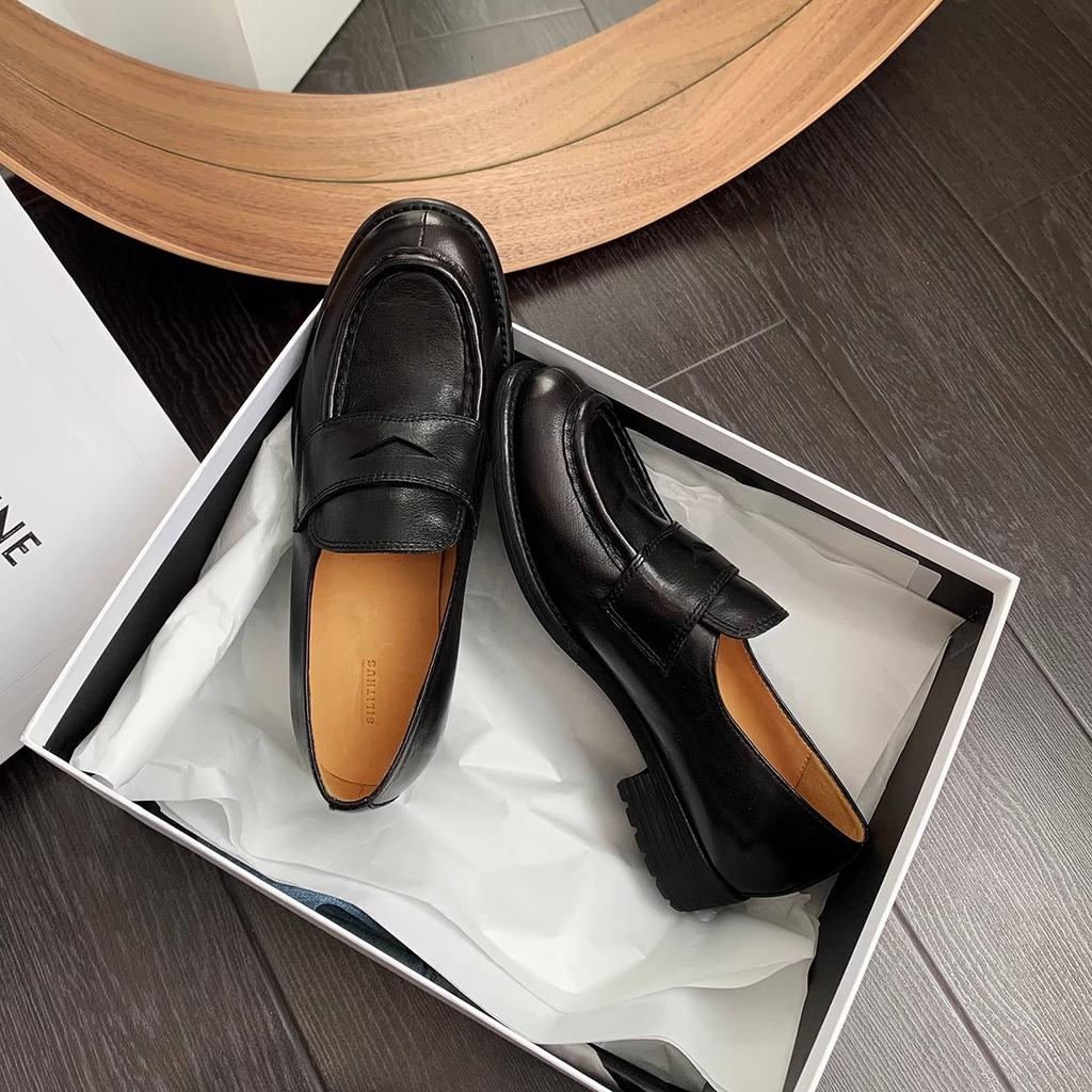 Wang Xiaodu has the same Persian desert retro leather one-pedal loafers for women's new handmade small leather shoes and single shoes.