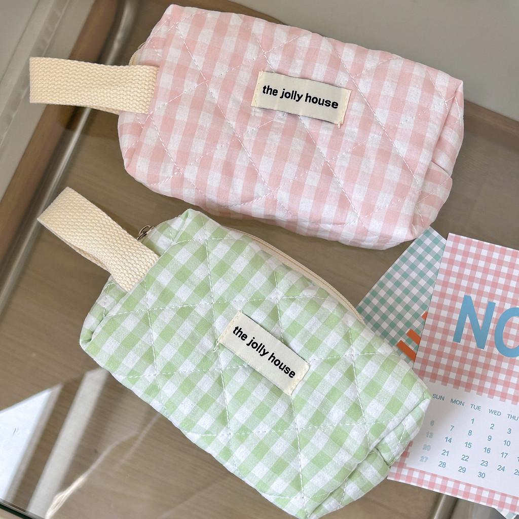 Pink And Green Plaid Makeup Bag With Breathable Polyester For Travel And Daily Use