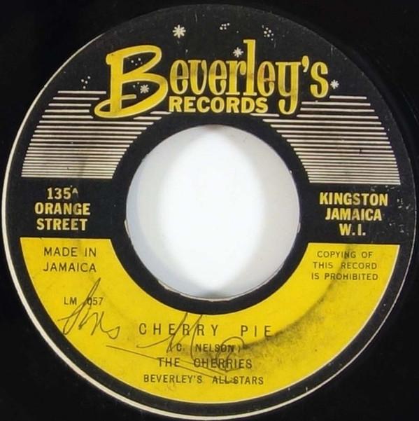 

7inch Record CHERRIES Cherry Pie LM057 Beverleys Reco 1963 Jamaica Reggae Ska Dub Used