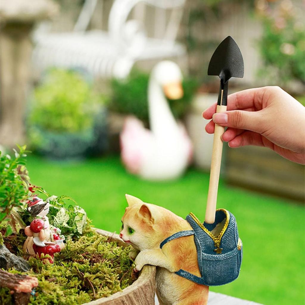 SUCADA Creative Hanging Planter Decor Garden Patio Decor - Resin Animal Planter Hugger Indoor Plant Decorations for Flower Pot Cute Garden Balcony