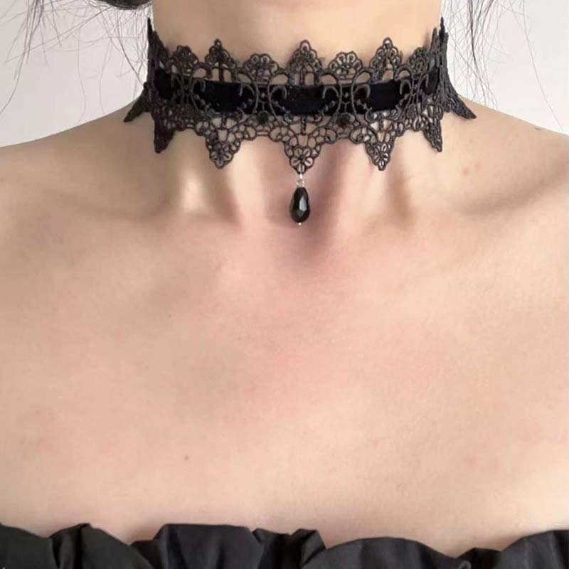 Sexy Black Lace Choker Necklace for Women Punk Velvet Geometric Hollow Flower Adjustable Necklace Halloween Jewelry Accessories