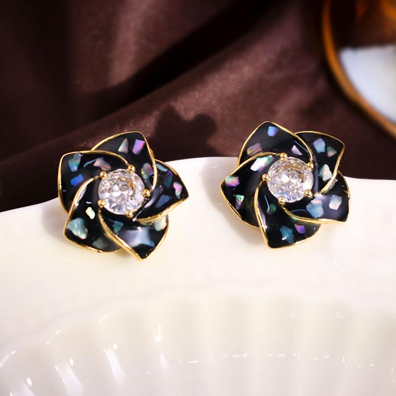 Elegant Black Diamond Silver Needle Earrings: High-End, Fashionable, Versatile Luxury