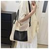 2024 Spring/Summer Women's Straw Woven Handbag: Vintage Pastoral-Style Shoulder Tote