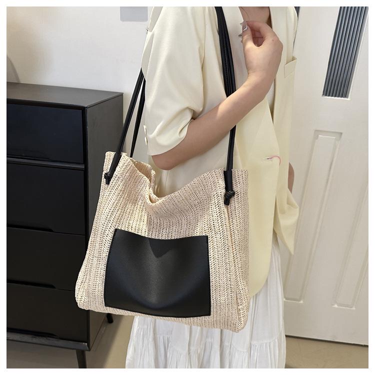 2024 Spring/Summer Women's Straw Woven Handbag: Vintage Pastoral-Style Shoulder Tote