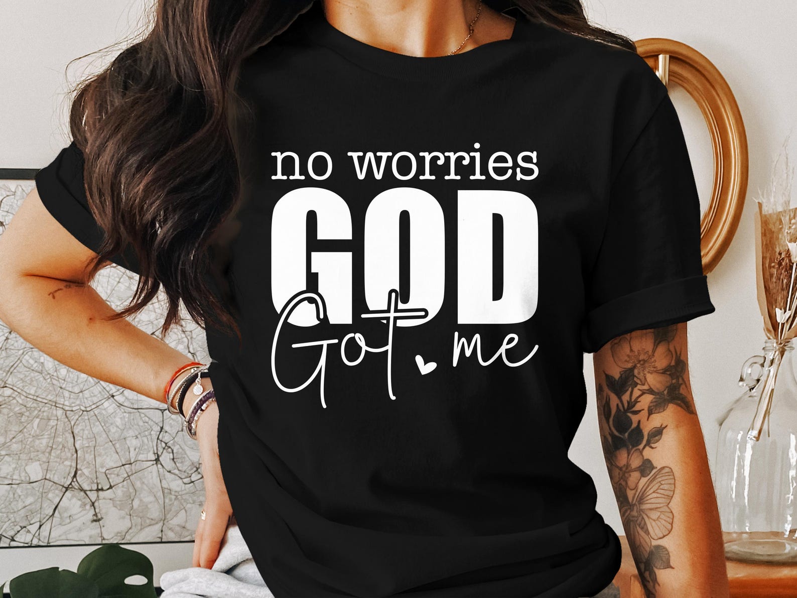 No Worries God Got Me T-Shirts, Christian T-Shirts, Jesus Shirt, Religious Shirt, Faith Shirt, Bible Verse Shirt, God T-Shirts 4XL