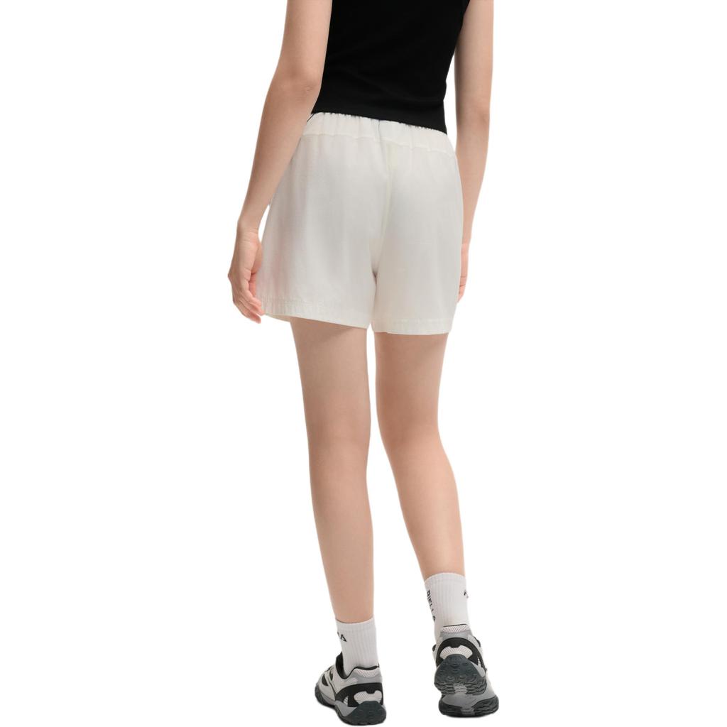 FILA Original Fashion Simple Sports Comfortable Versatile Three-Quarter Casual Shorts Women shorts Cloud-Mushroom-White F11W529804F-WT