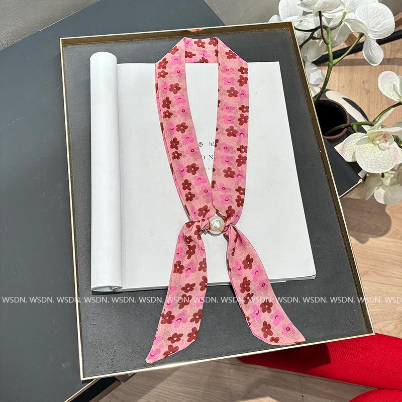 Polka dot floral pearl silk scarf women's Korean high-end sense neck ribbon decorative scarf versatile fashion small square scarf