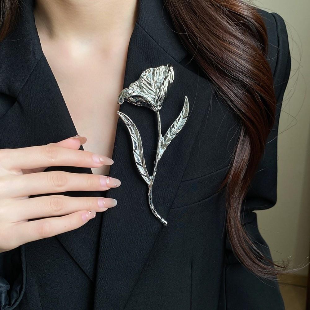 Exquisite Tulip Brooch Zinc Zinc Alloy Clothing Pin Accessories Personality Flower Bud Brooch  Party