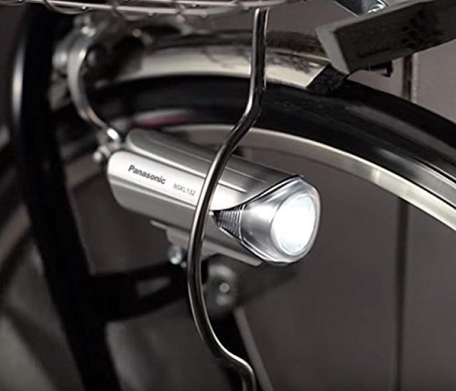 Panasonic Breite Power-LED Smart für Fahrräder [NSKL132-B] Lampe, Schwarz,