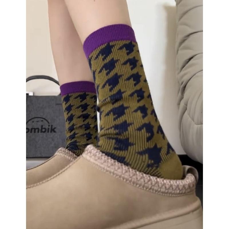Retro Artistic Style Women's Mid-calf Socks, Double-needle Double-lane Mid-calf Socks