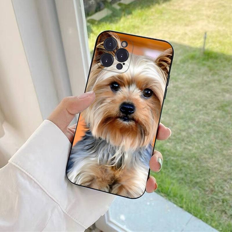 YNDFCNB Yorkshire Terrier Dog Phone Case For iPhone 6 7 8 Plus 11 12 13 14 Pro SE 2020 MAX Mini X XS XR Back Funda Cover