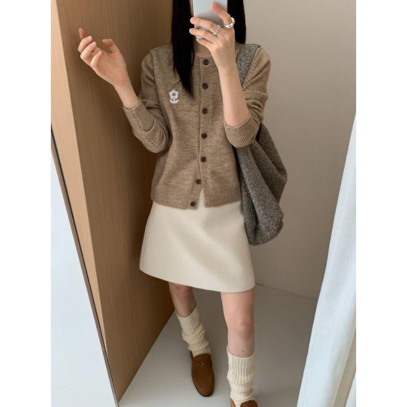 Einfacher und vielseitiger Rundhals einreihiger Strickcardigan Damen Herbst Freizeit locker weicher wachsiger Pullover Jacke Oberteil