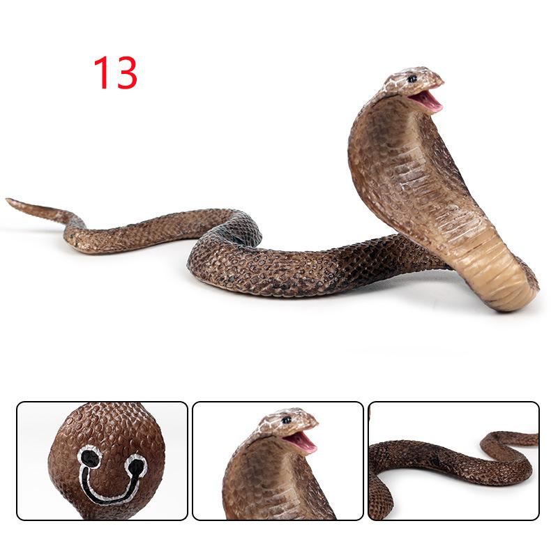 Realistic Fake Snakes Toy Prank Rubber Snake Props Scare Birds Cobra Snake, Boa Constrictor, Coral Snake, Rattlesnake Halloween