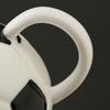Kaffeebecher mit Deckel im Sportdesign Fußball Baseball Keramiktasse Schwarz Weiß Kariert Rote Nähte Auslaufsicher Mikrowellengeeignet Teetasse