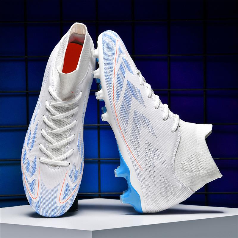 New Football Shoes, Male Students and Female Broken Nails, Training Shoes, Competition Football Shoes, One Piece In Stock On Amazon 2025.