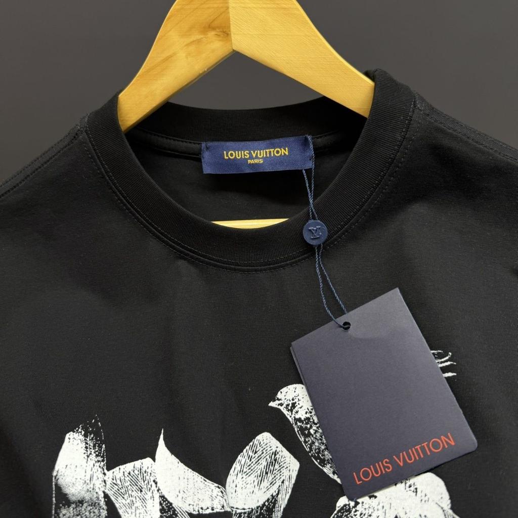 Premium Tri-Label Logo Tee Summer Fashion Must-Have | Unisex Oversized Fit