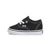 Para homens e mulheres – Tênis de sola reta e slipons