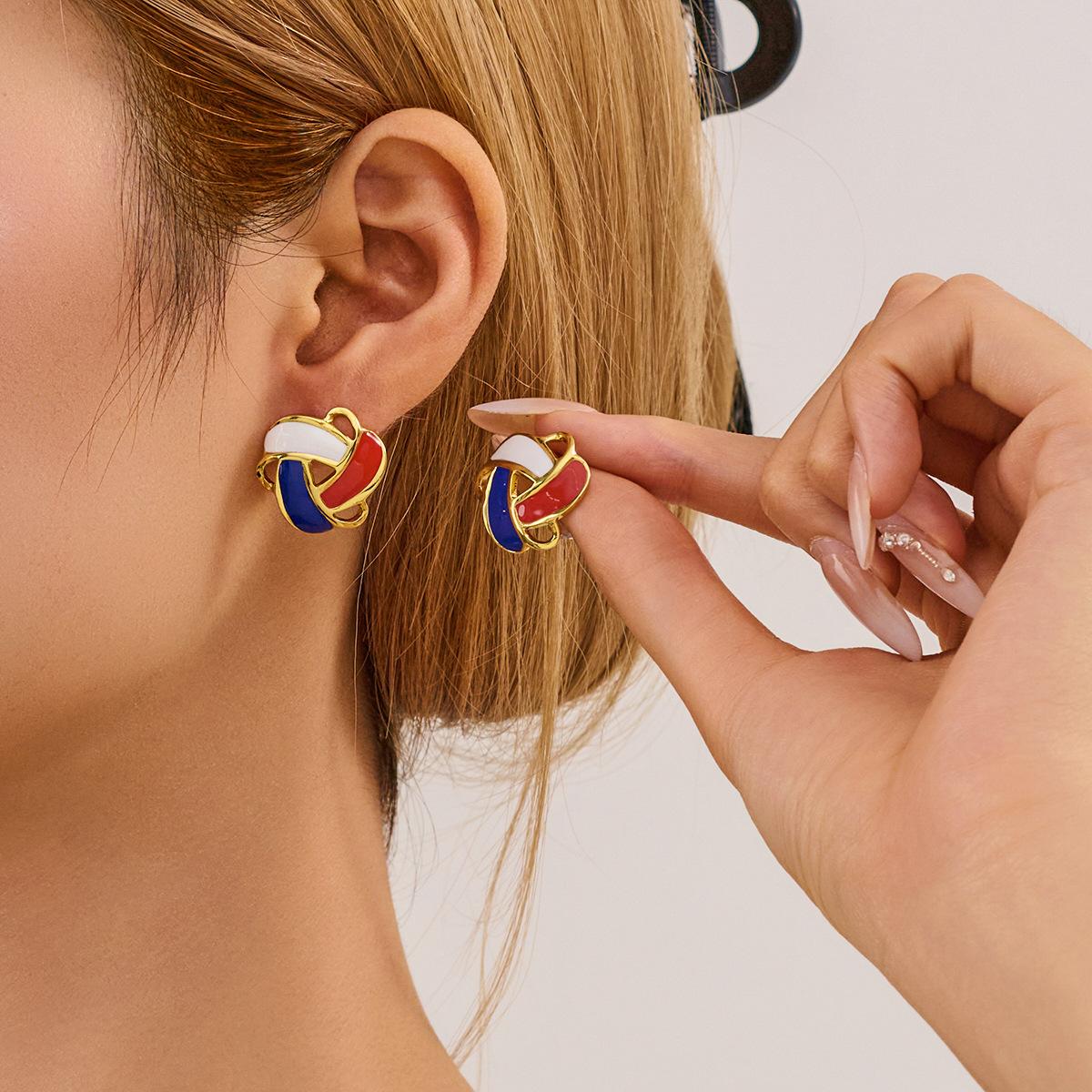 

Модные серьги-подвески для женщин разноцветный