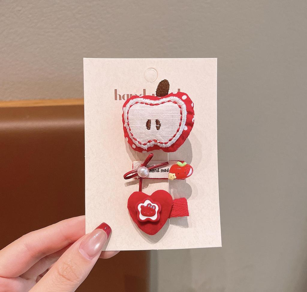 Children's Cartoon Hair Clip Set: Cute Bow and Red Decorative Clips for New Year