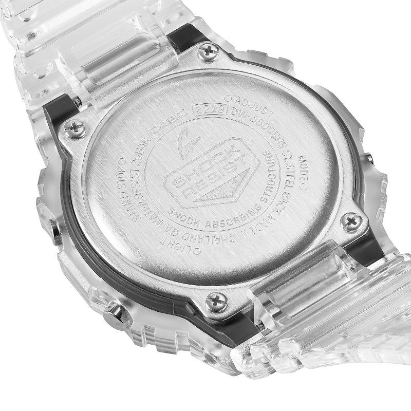 Casio G-SHOCK Men's Resin 200M Water Resistant Shock Resistant Alarm Quartz Watch DW-5600SRS-7PRT