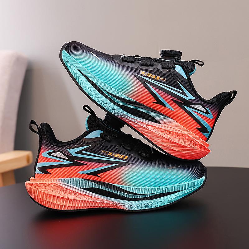 Primary school students sports shoes classmates running shoes 2025 new training shoes fly burning boys middle and older children carbon plate breathab