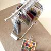 Dresser Iron Display Holder Po Display Keychains Hanging Clip Plastic Trinket Table Top Jewelry Holder Desktop Storage Holder
