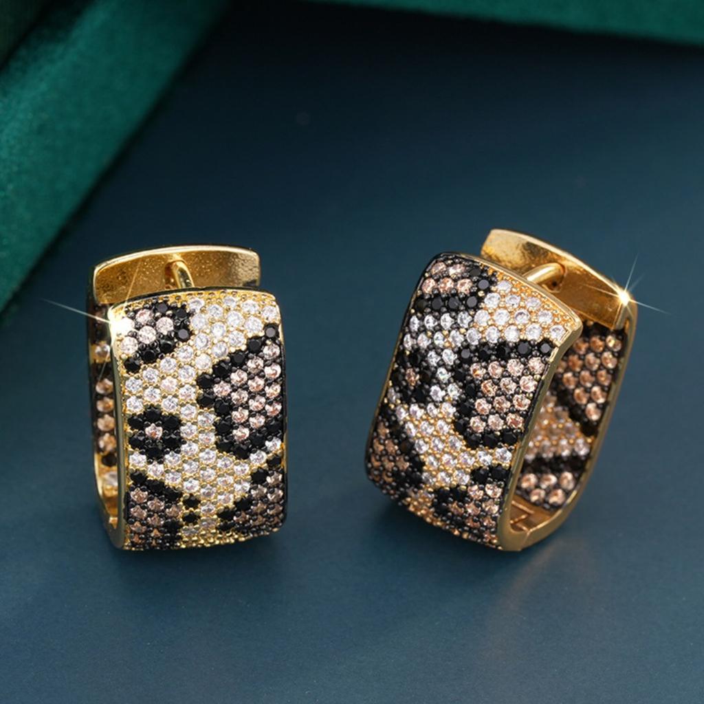 Pendientes Huggie con Estampado de Leopardo y Circonita Cúbica de Moda, Pendientes de Aro Multicolor Totalmente Incrustados con CZ para Mujer