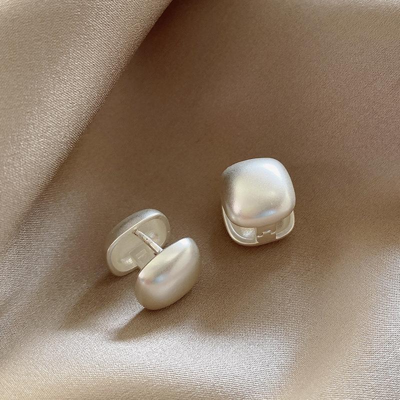 

Трендовые геометрические серьги с матовой текстурой для женщин, японская и корейская мода, темперамент, легкая роскошь, универсальные серьги