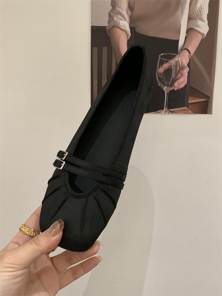 Design Sense Niche Fold Square Head Inner Height Increase Single Shoes Women's Autumn 2025 New Retro Temperament Shallow Mouth Grandma Shoes