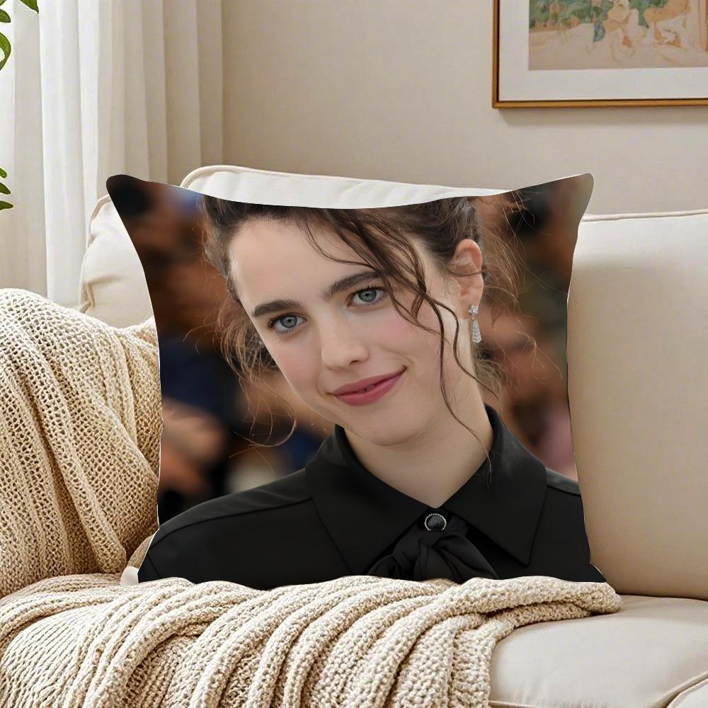 

MMargaret Qualley Cushion Cover Pillowcase Antidustmite living Room Sofa Decor Cushion Room 30X30cm