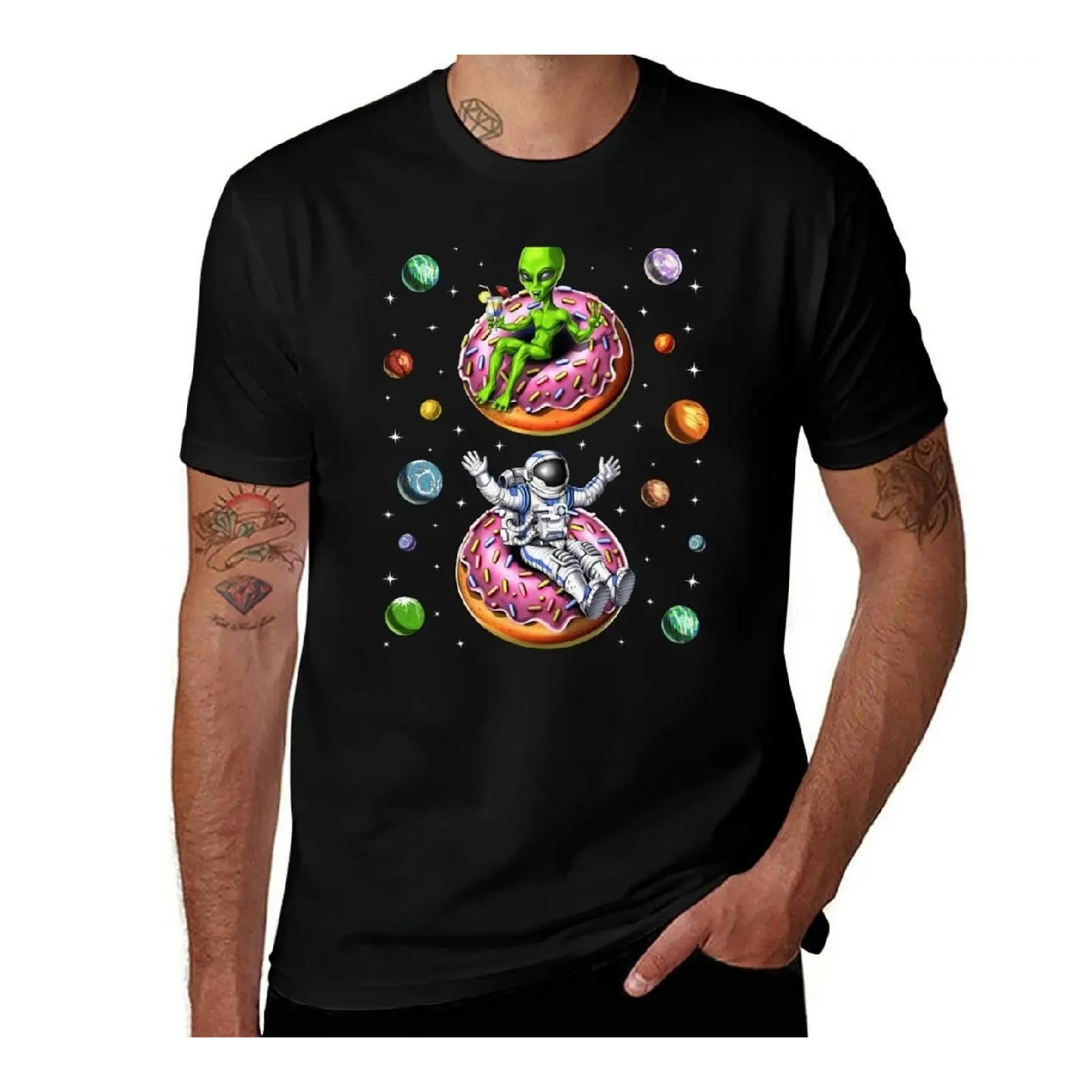 

Astronaut Alien Riding Donut T-Shirt Men Summer Space Graphic Tee Breathable Crew Neck S чёрный