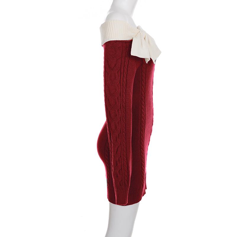 Ein schulterfreies Color-Block Bodycon Strickkleid mit Schleife, formender Taille und Vintage-Feeling