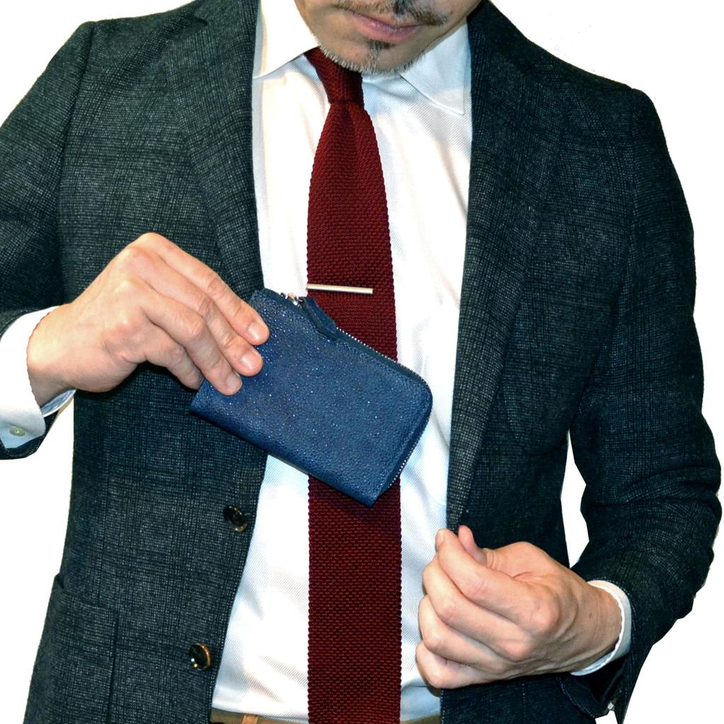 Himeji Kurozan Leather, Armor Leather, and Tochigi Leather, Indigo Dyed, Lacquered, L-Shaped Wallet with Coin Pocket, Made in Japan with Japanese