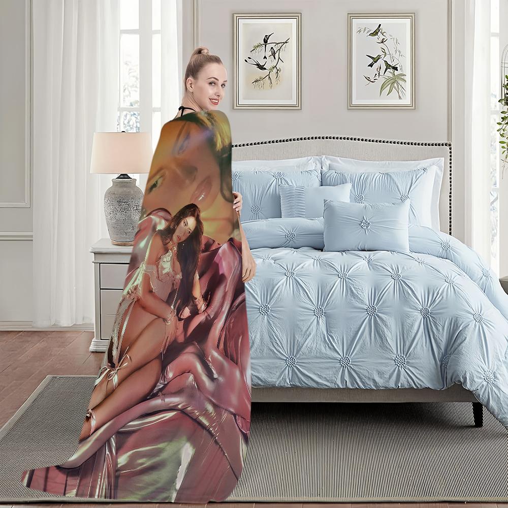 Singer Pop K-Kali Uchis Blanket Blanket for Couch Sofa Travel Home Hiking Picni Bed Beding Flannel Blanket birthday gift
