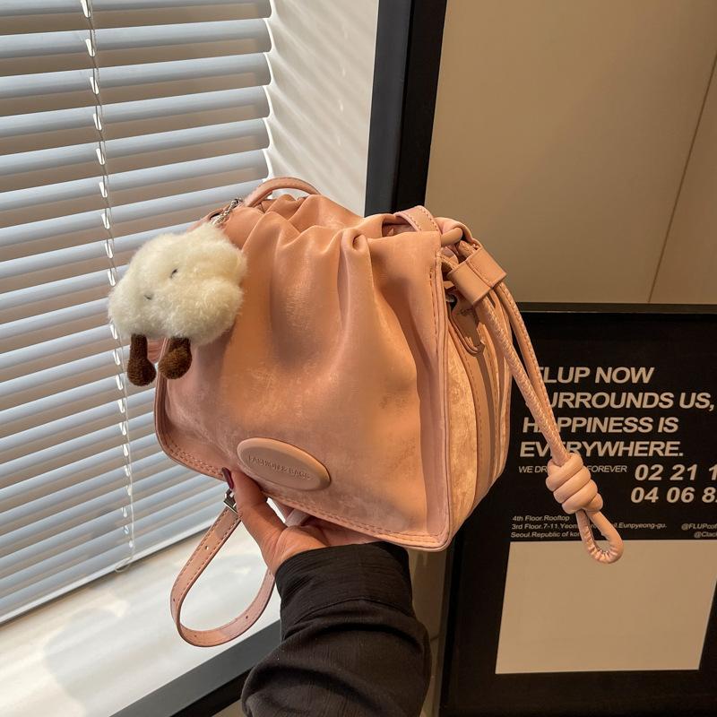 Commuter Bag Women's New Versatile Large-capacity Armpit Bag Fashionable Shoulder Messenger Bag