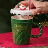 Mug de Noël Créatif Arbre de Noël Mug à Eau en Céramique Haute Apparence Tasse en Céramique Horizontale avec Paille Couverte Avec Main Cadeau YLE035