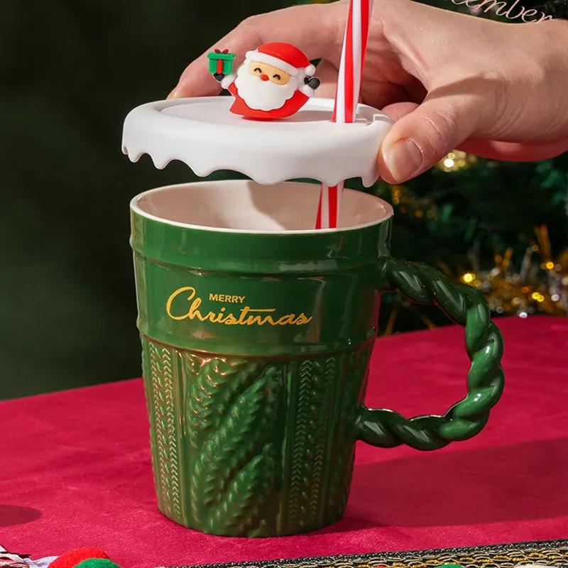 Mug de Noël Créatif Arbre de Noël Mug à Eau en Céramique Haute Apparence Tasse en Céramique Horizontale avec Paille Couverte Avec Main Cadeau YLE035