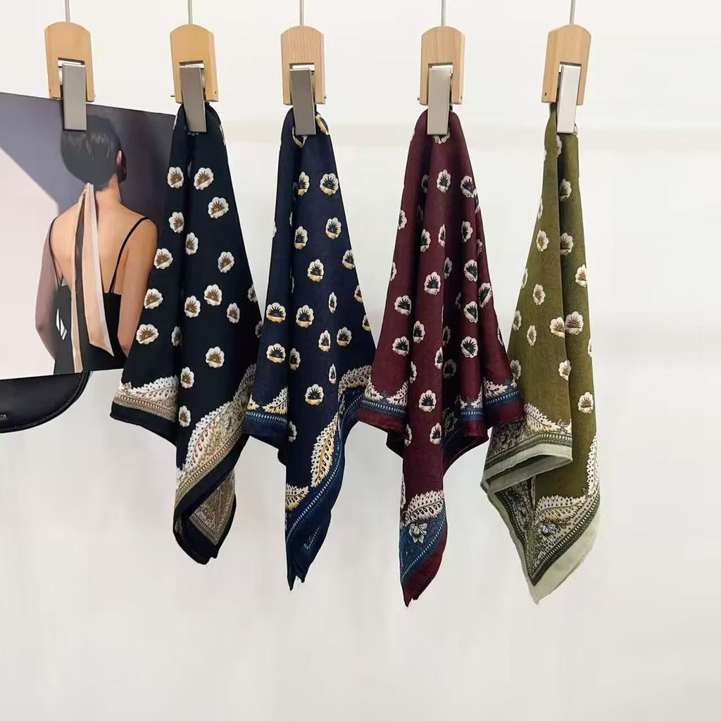 Spring and summer new French retro velvet herringbone pattern small square scarf temperament silk scarf versatile neck protection scarf scarf women
