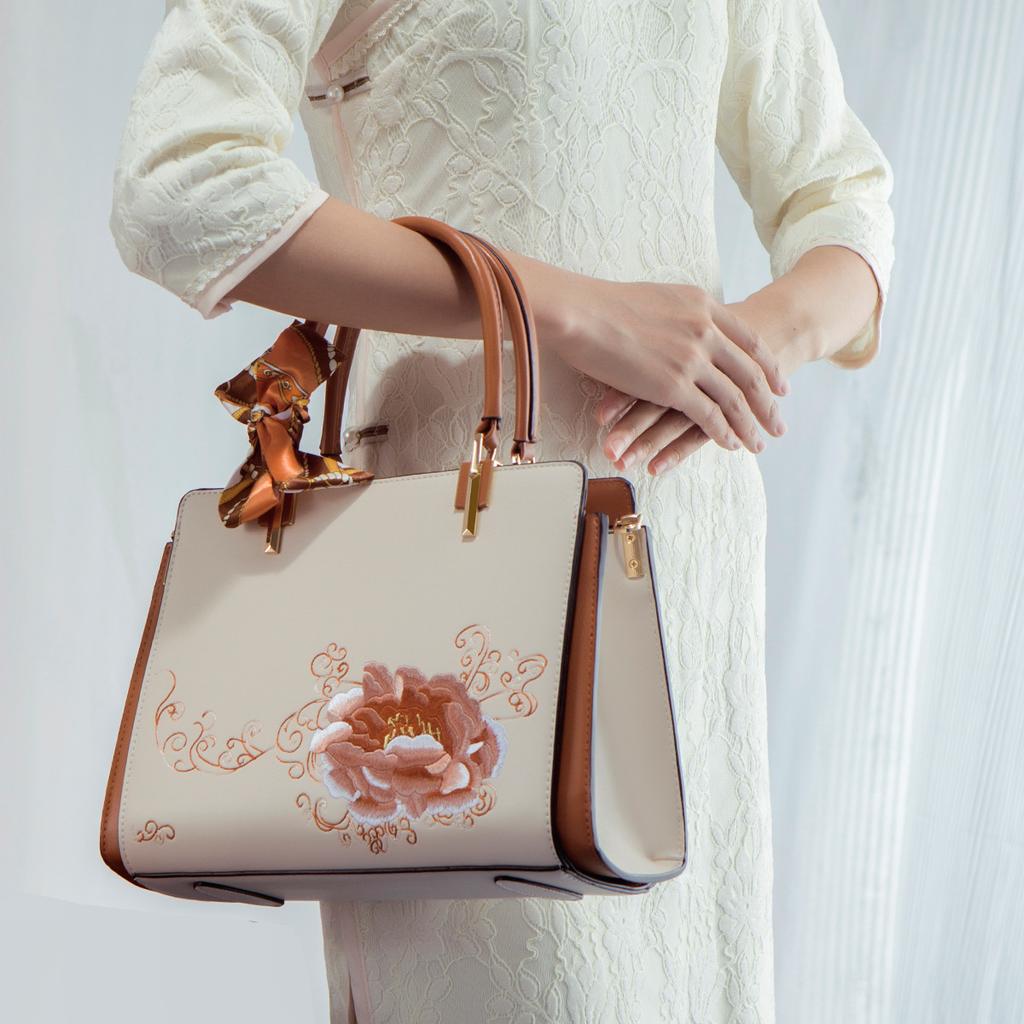 Mother's Day gift women's handbag, middle-aged ladies' tote bag, high-end mom bag, premium gift bag, crossbody bag
