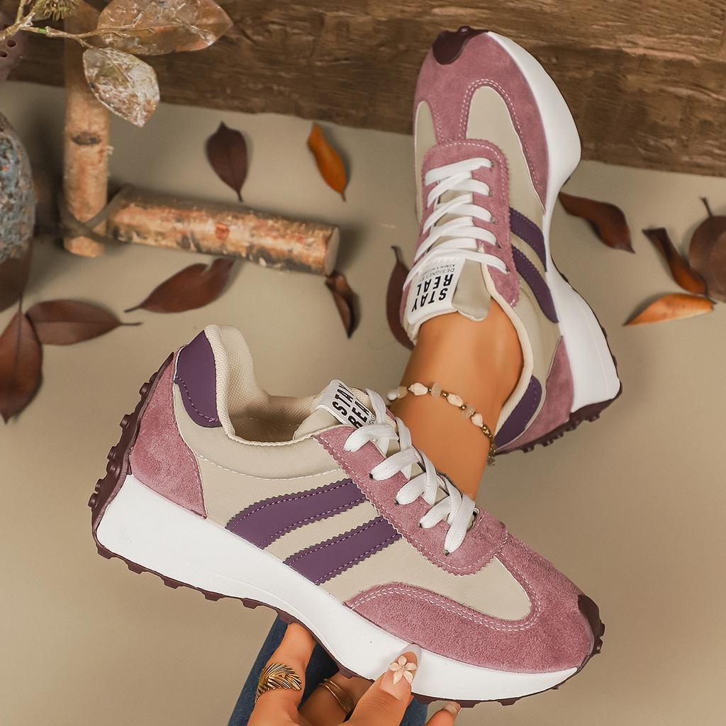 Fashion Designer Women Sneakers Lightweight Soft Running Sneakers Women Thick Bottom Casual Fashionable Sport Shoes Zapatos De Mujer