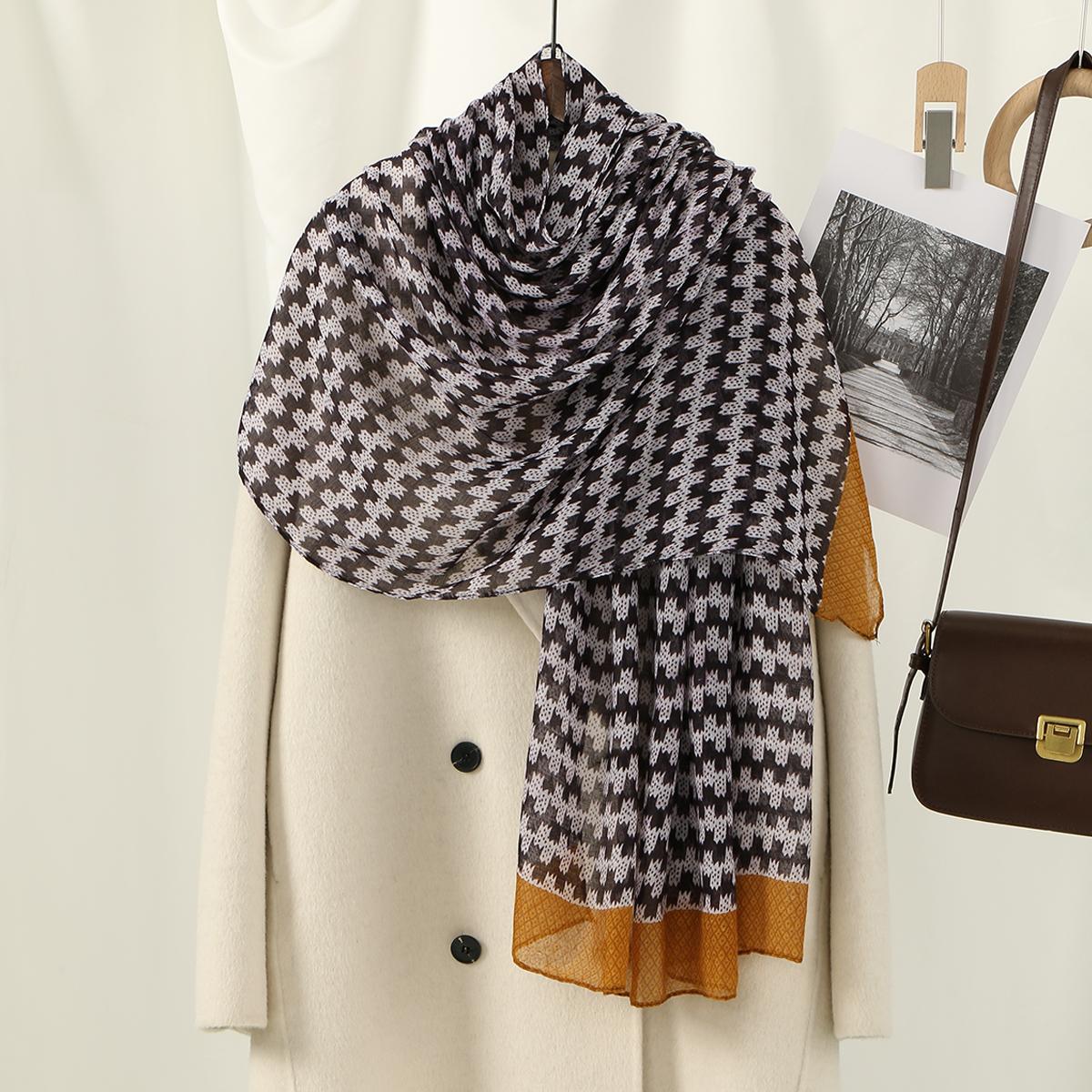 

Elegant Women Cotton Scarf Beach Wrap Shawl Retro Print Ladies Sunscreen Bandanas Hijab Mujer Boho Scarve Pareo Casual New