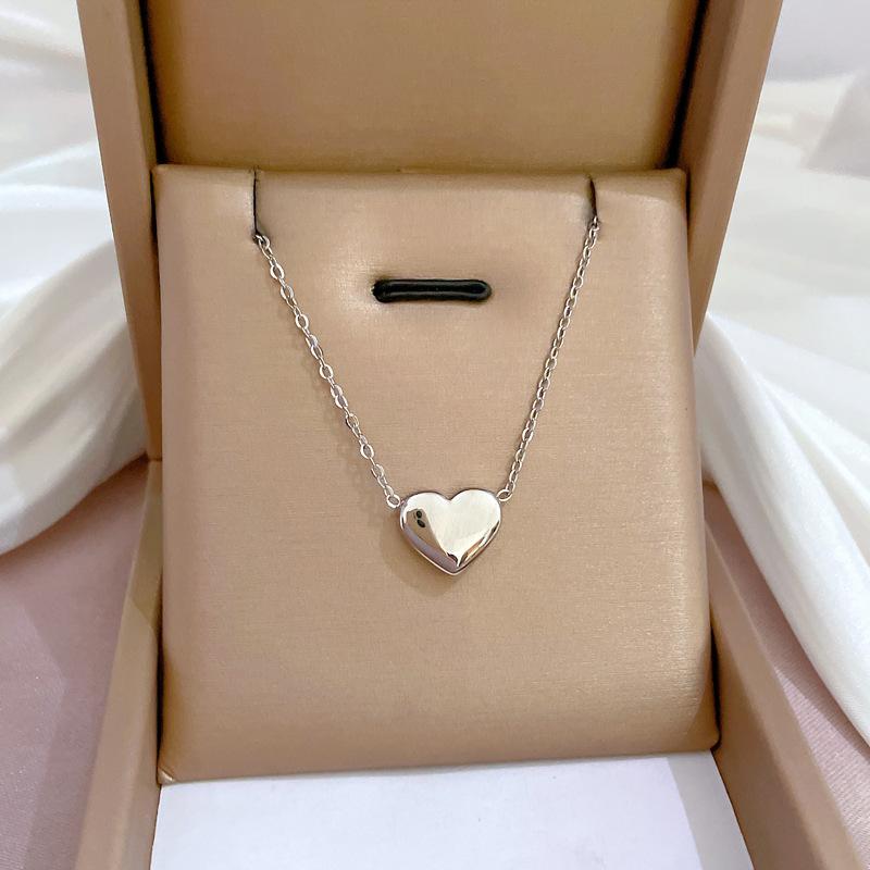 Fashion Retro Women's Necklace Temperament Micro Diamond Necklace Exquisite Collar Chain Accessories